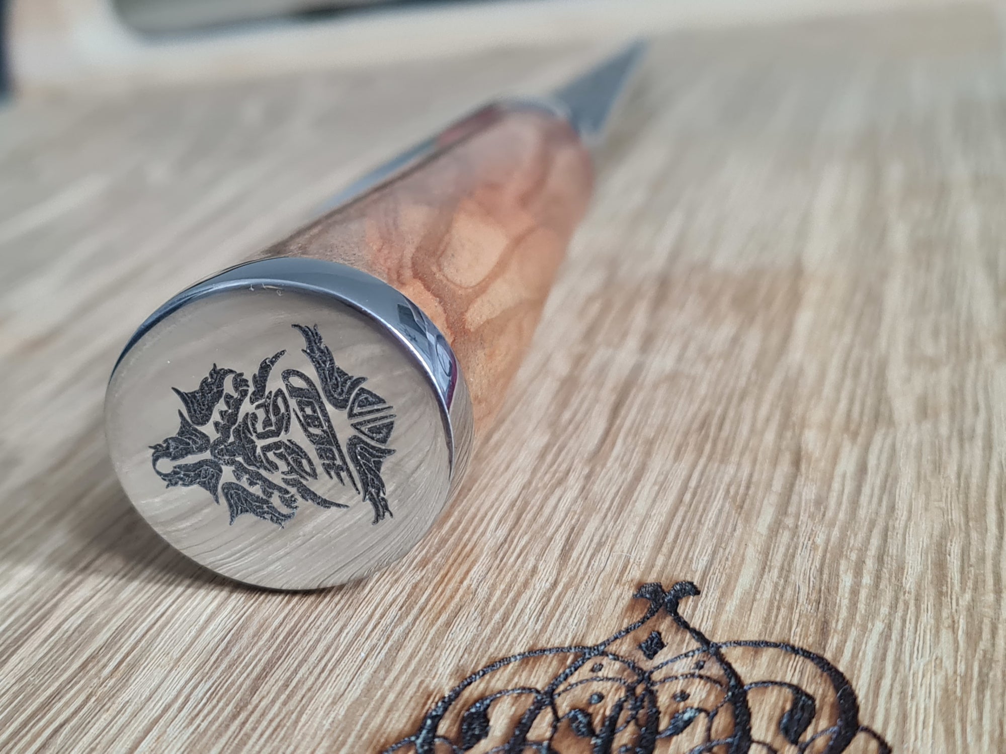 Hammerman Chef Knife | Premium San Mai Damascus Staal