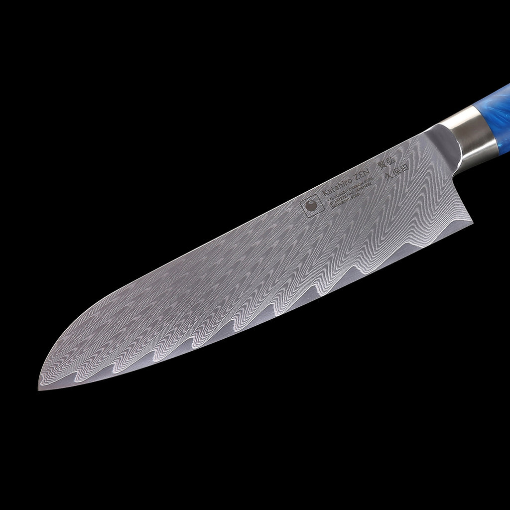 Close-up van het 67-laags VG10 damastlemmet van de Katahiro ZEN santoku